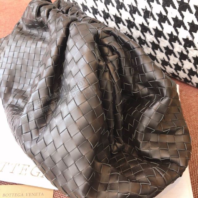 Bottega Veneta女包 98059 寶緹嘉胎牛皮黑色編織女包 BV雲朵包 水桶包腰包  gxz1060